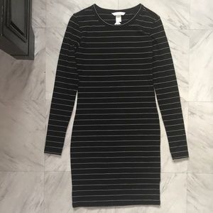 H&M Black White Size XS Striped Dress